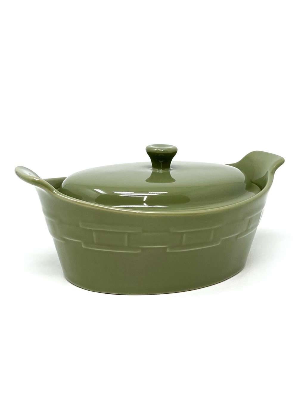 Longaberger Woven Traditions Small Oval Covered Casserole Dish
Sage Green EUC